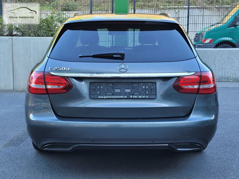 Mercedes-Benz C 250 d T Avantgarde Night+HUD+Kamera+Pano+18" — photo 29