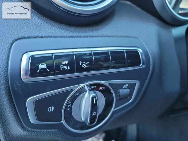 Mercedes-Benz C 250 d T Avantgarde Night+HUD+Kamera+Pano+18" — photo 16