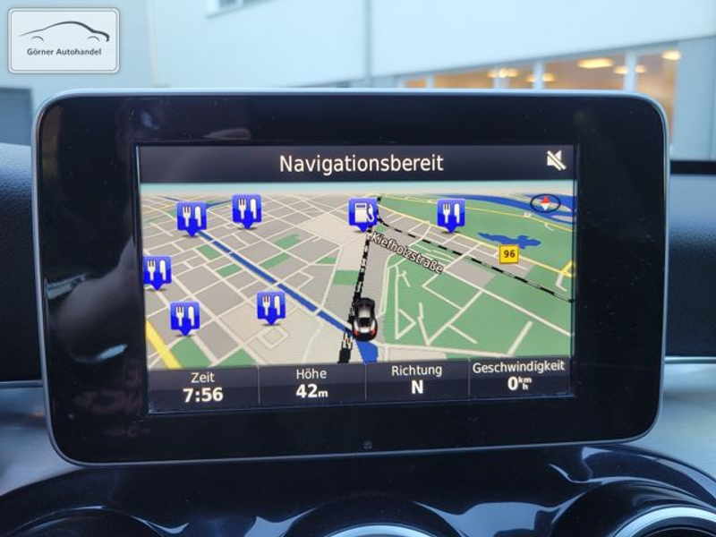 Mercedes-Benz C 250 d T Avantgarde Night+HUD+Kamera+Pano+18" — photo 19