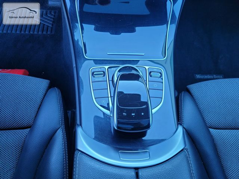 Mercedes-Benz C 250 d T Avantgarde Night+HUD+Kamera+Pano+18" — photo 15