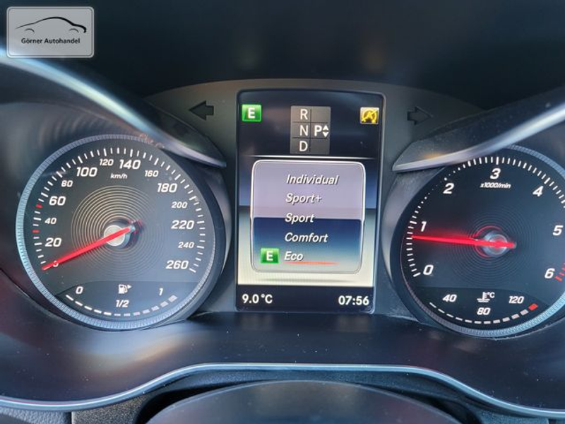 Mercedes-Benz C 250 d T Avantgarde Night+HUD+Kamera+Pano+18" — photo 21