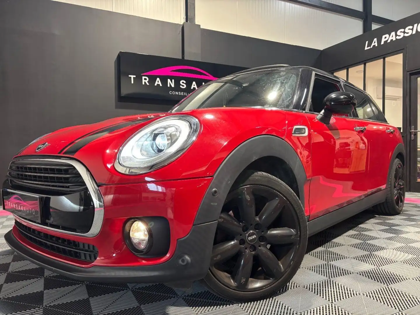 MINI Cooper Clubman 1.5i TURBO COOPER F54 Rouge - 1