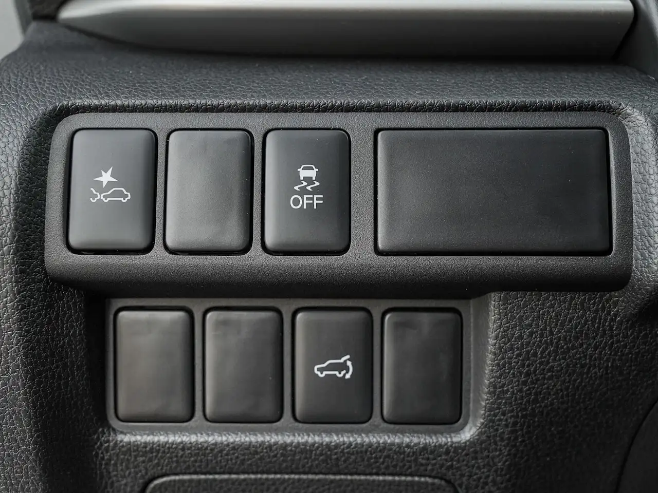 Mitsubishi Eclipse Cross снимка Mitsubishi Eclipse Cross