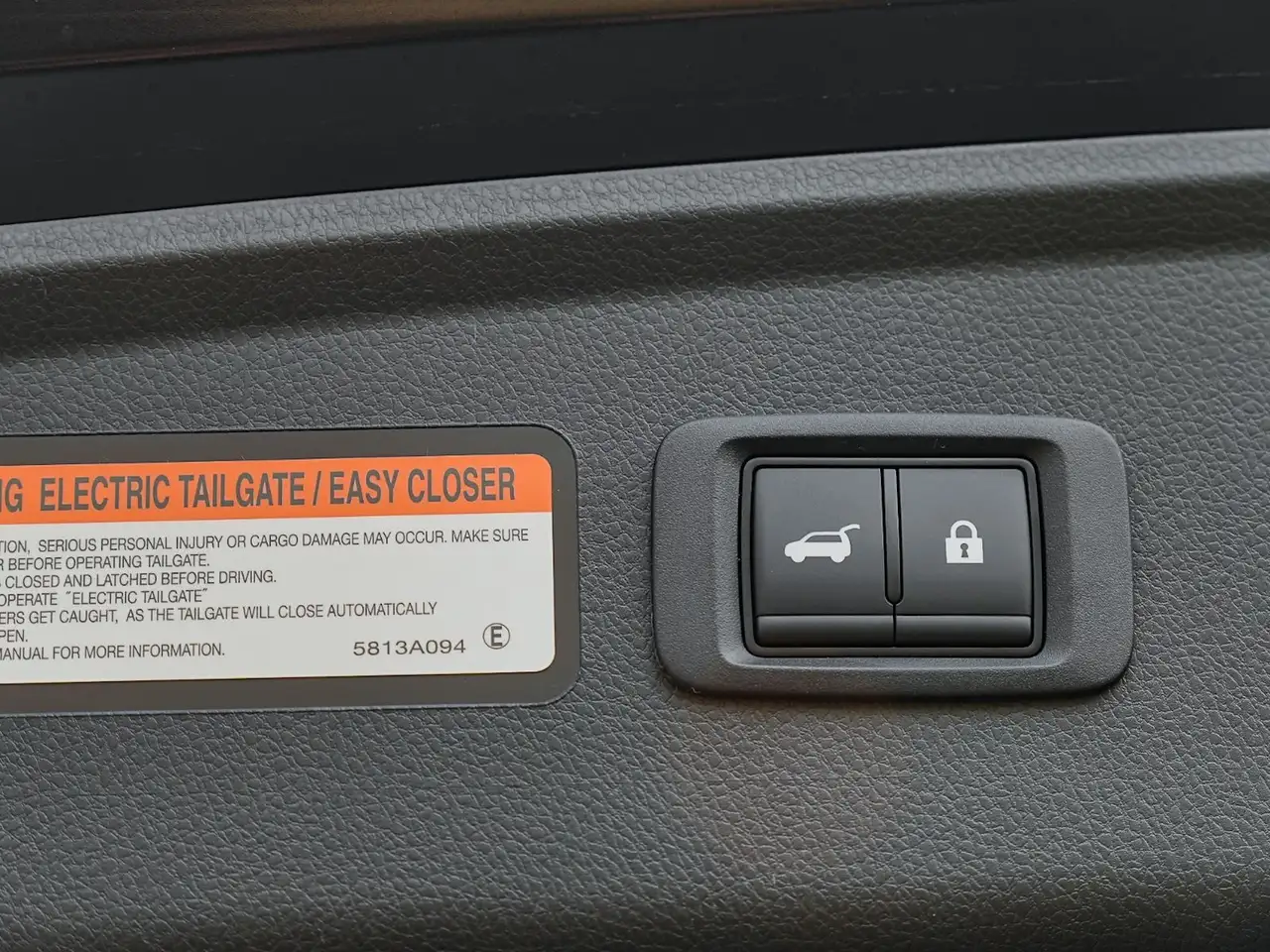 Mitsubishi Eclipse Cross снимка Mitsubishi Eclipse Cross