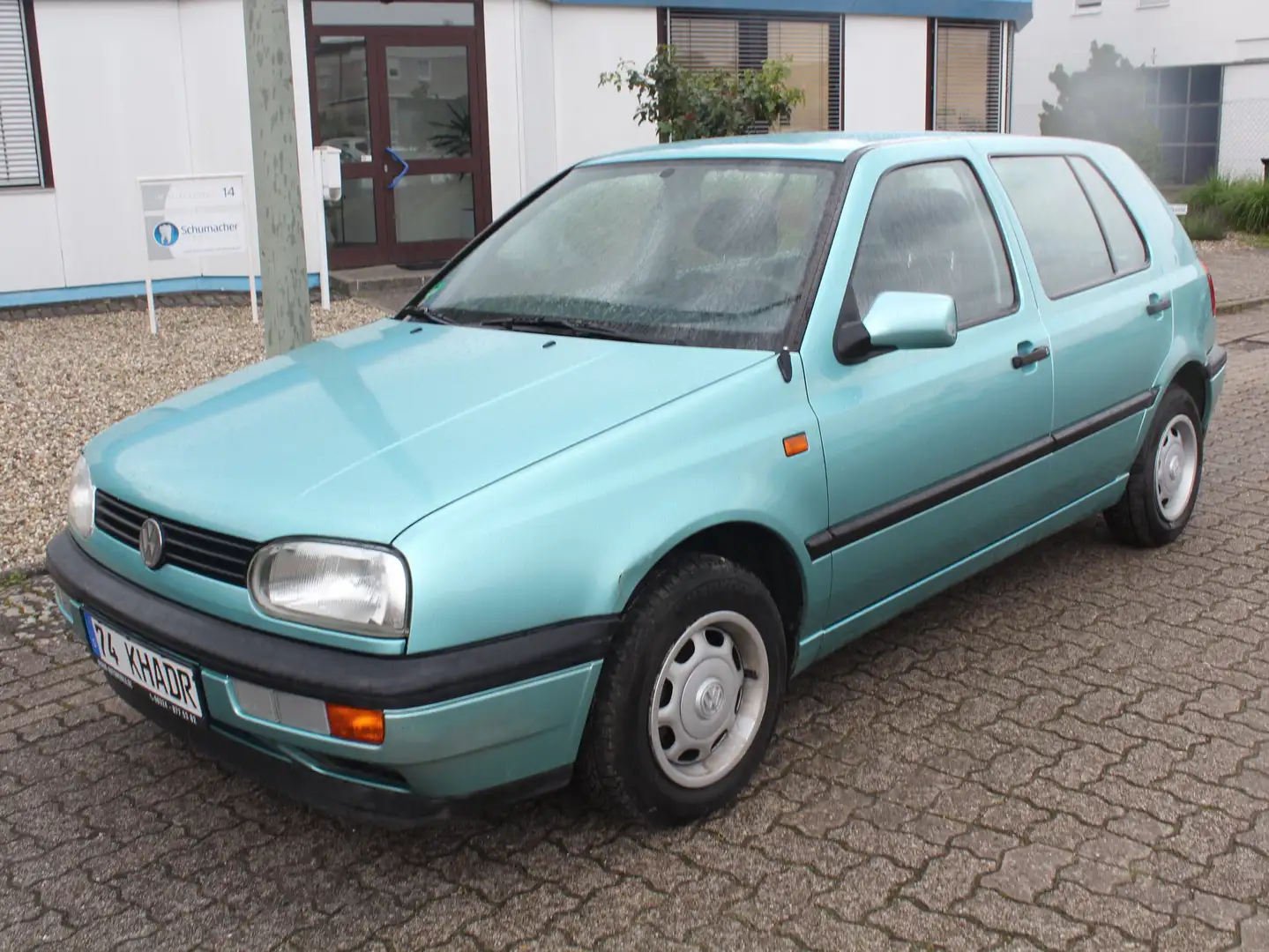 Volkswagen Golf 1.8 GL Vert - 2