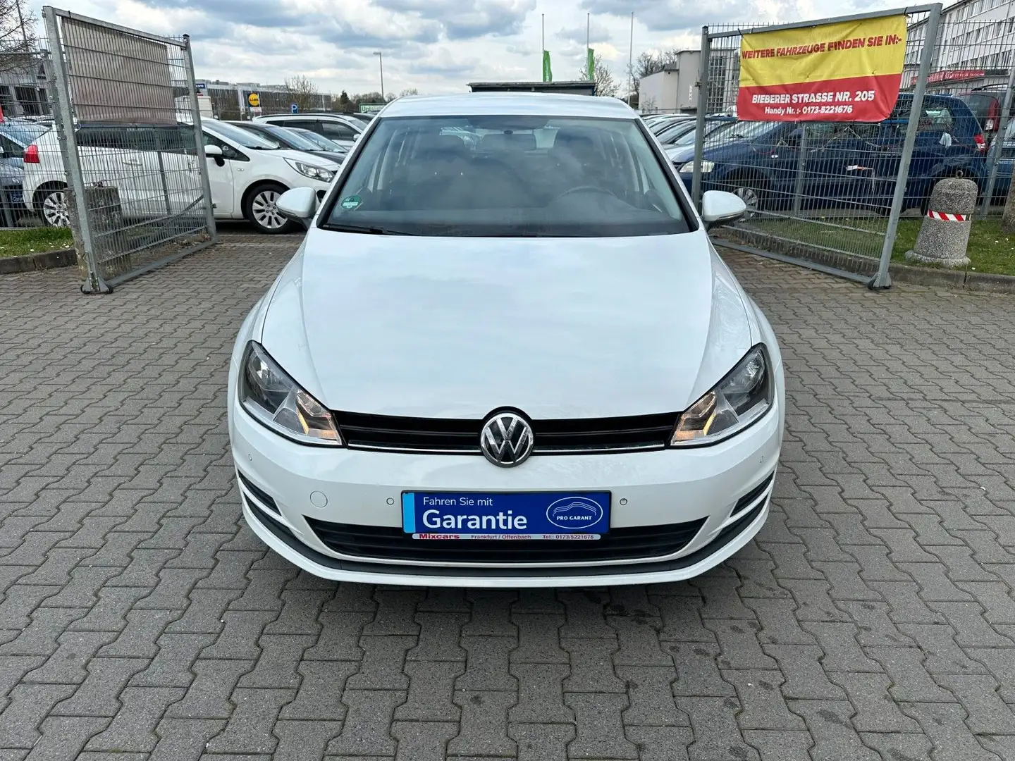 Volkswagen Golf VII 7 LIM.BMT.*KLIMAAUT*PDC*6.G*ALU*1.HAND* Blanc - 2
