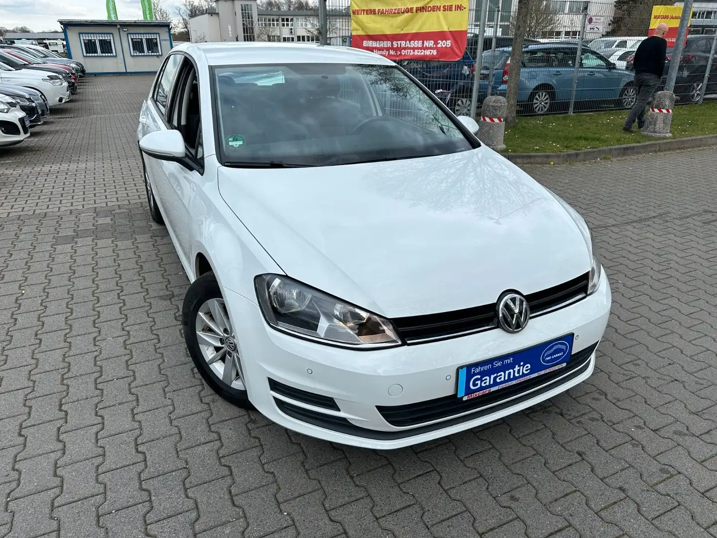 Volkswagen Golf VII 7 LIM.BMT.*KLIMAAUT*PDC*6.G*ALU*1.HAND* Blanc - 1