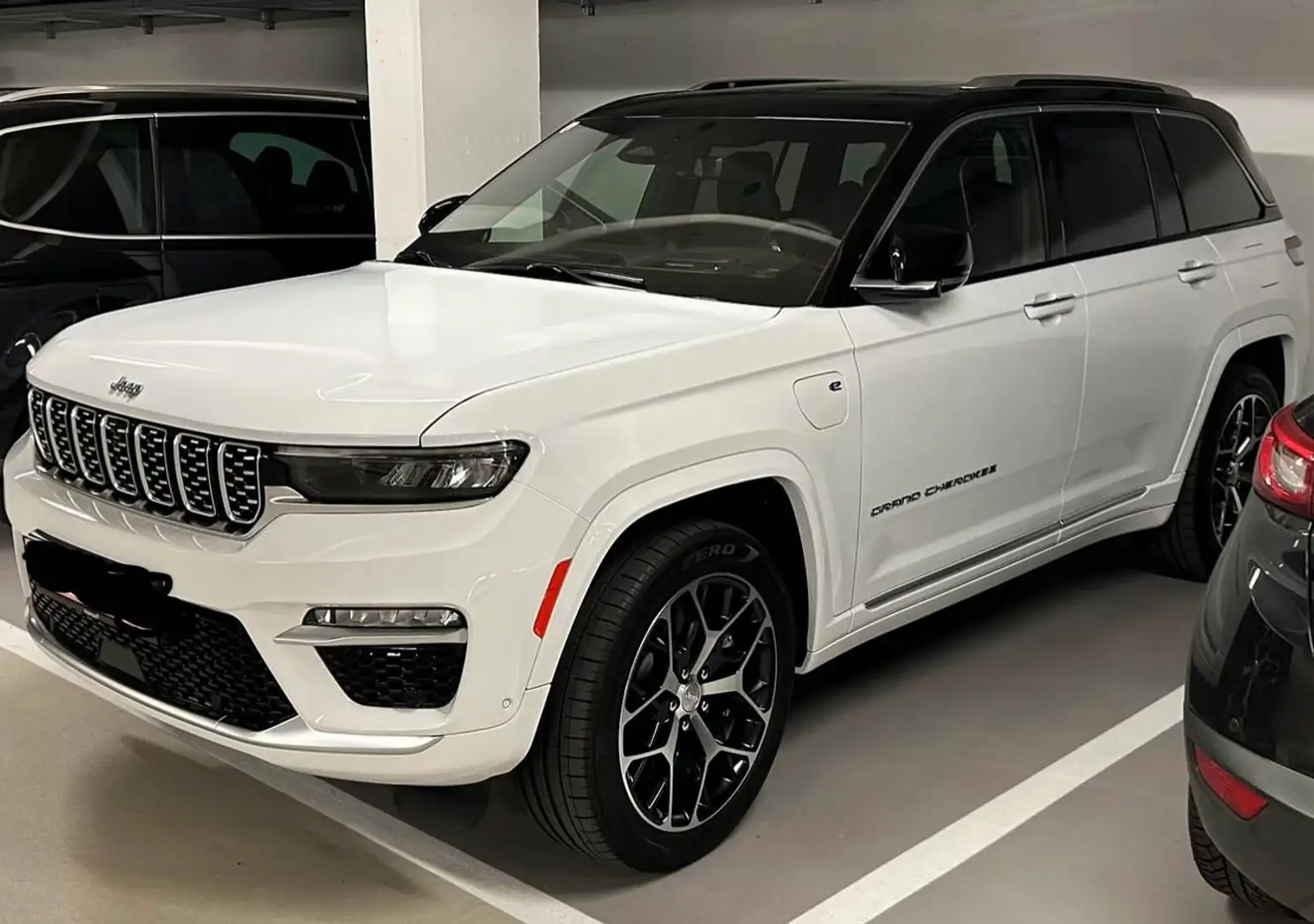 Jeep Grand Cherokee Grand Cherokee 2.0 PHEV 13,3kWh 380 PS AT 4xe Summit Reserve Summit Reserve Weiß - 1