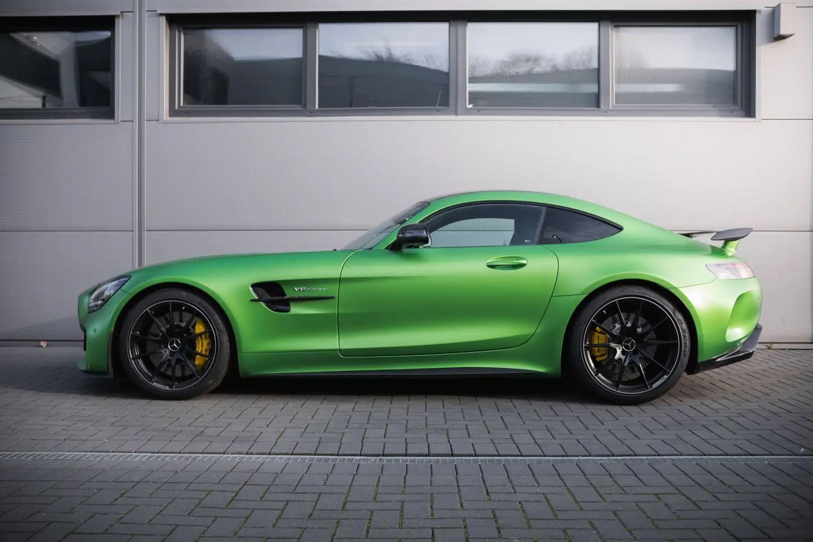 Mercedes-Benz AMG GT R Coupe-erst 1.900km.-Park-Paket Grün - 1