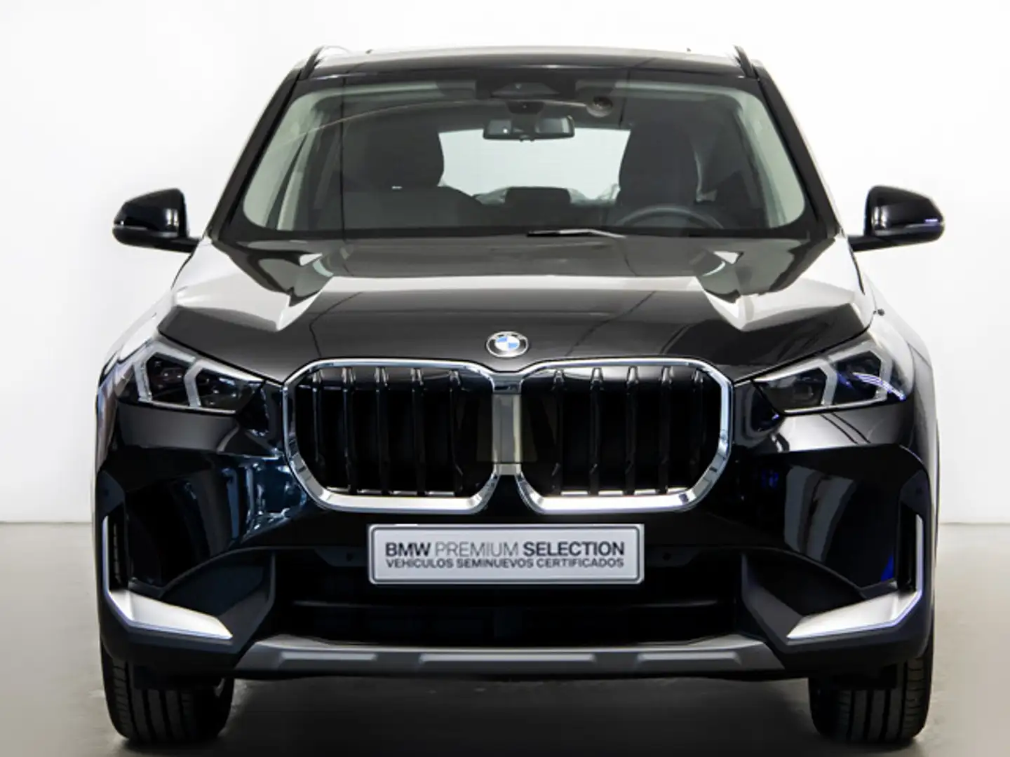 BMW X1 sDrive 18iA Zwart - 2