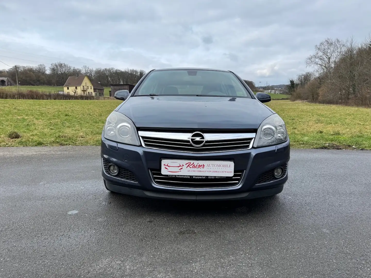 Opel Astra H Lim. Innovation "110 Jahre"2.Hand*Klima Blau - 2
