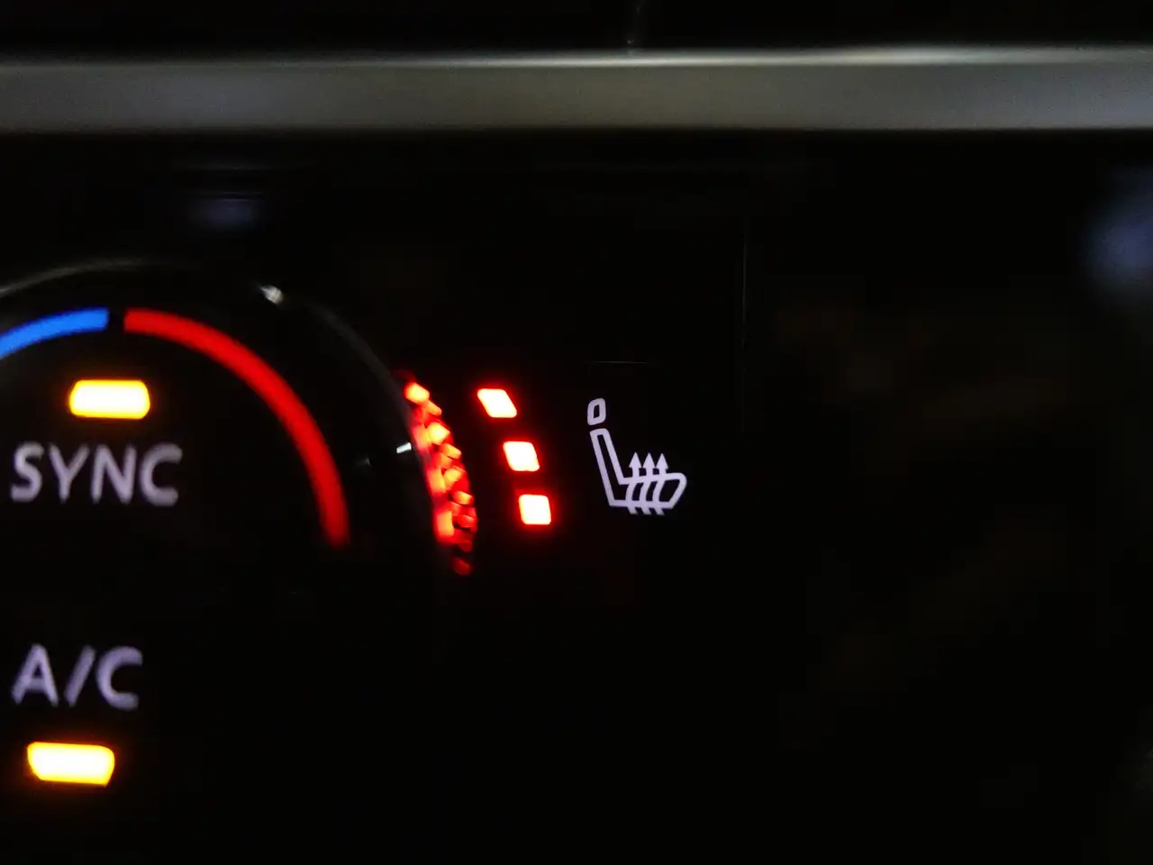 Nissan Pathfinder снимка Nissan Pathfinder