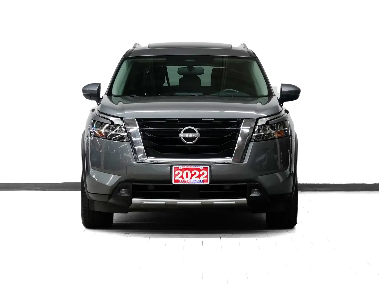 Nissan Pathfinder снимка Nissan Pathfinder
