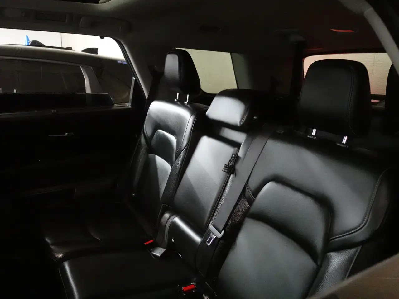 Nissan Pathfinder снимка Nissan Pathfinder