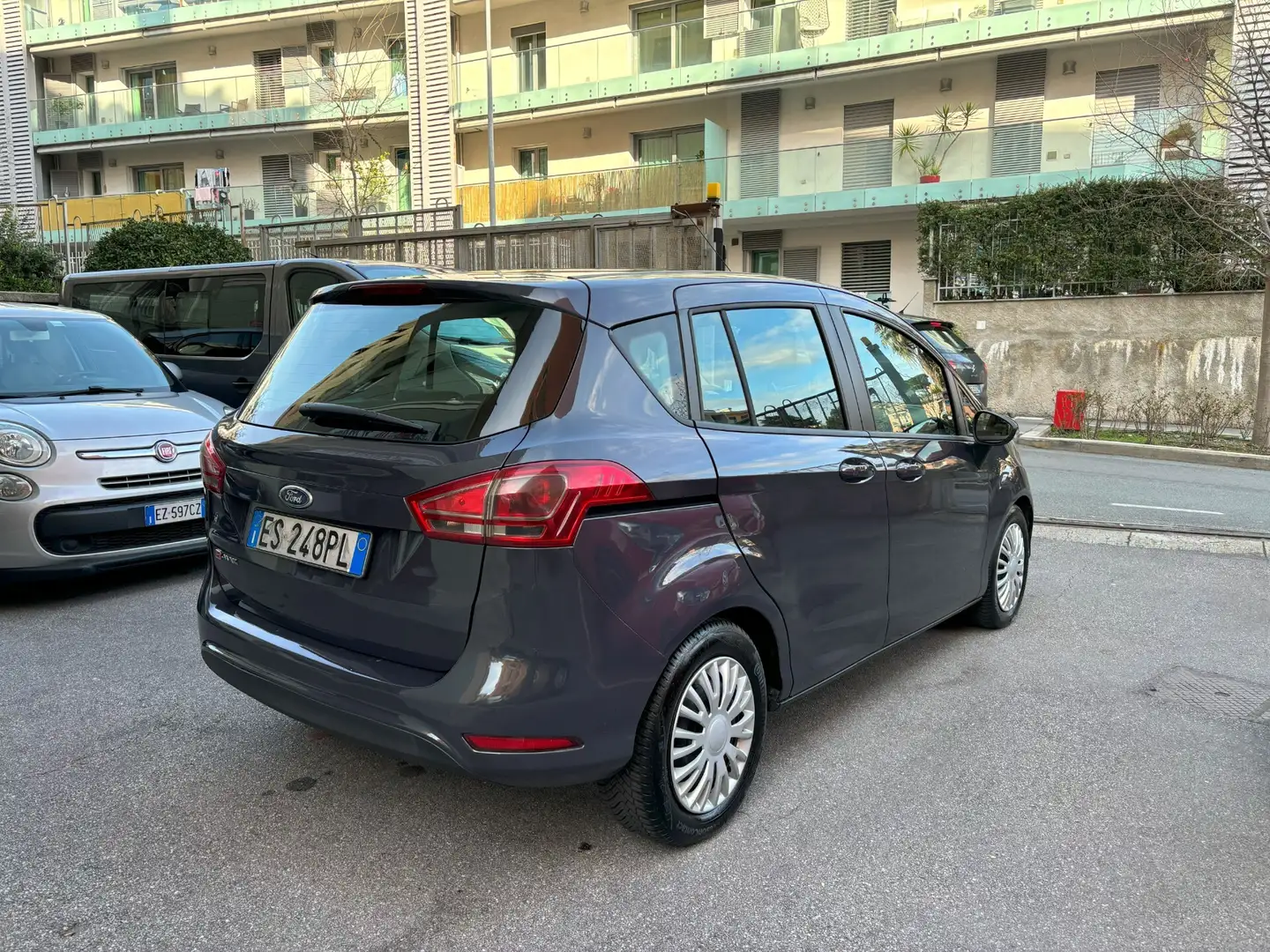 Ford B-Max 1.5 TDCi 75 CV Business UNIPROPRIETARIO Grigio - 2