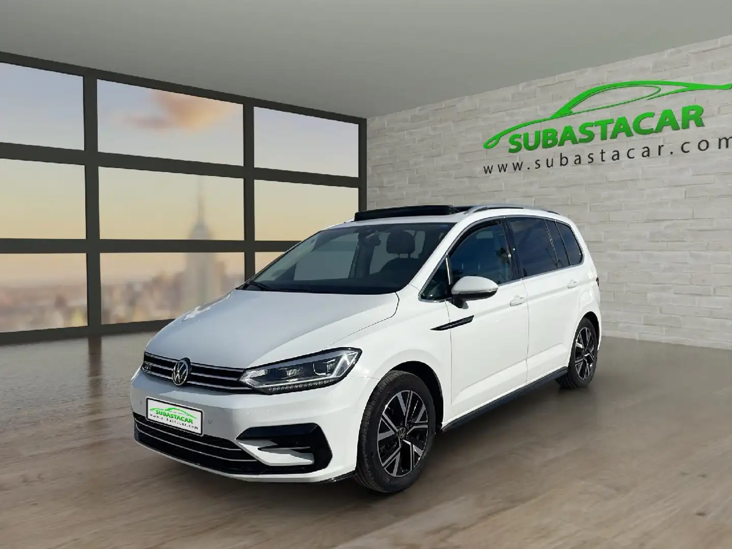 Volkswagen Touran 1.5 TSI EVO Sport DSG7 110kW Blanco - 1