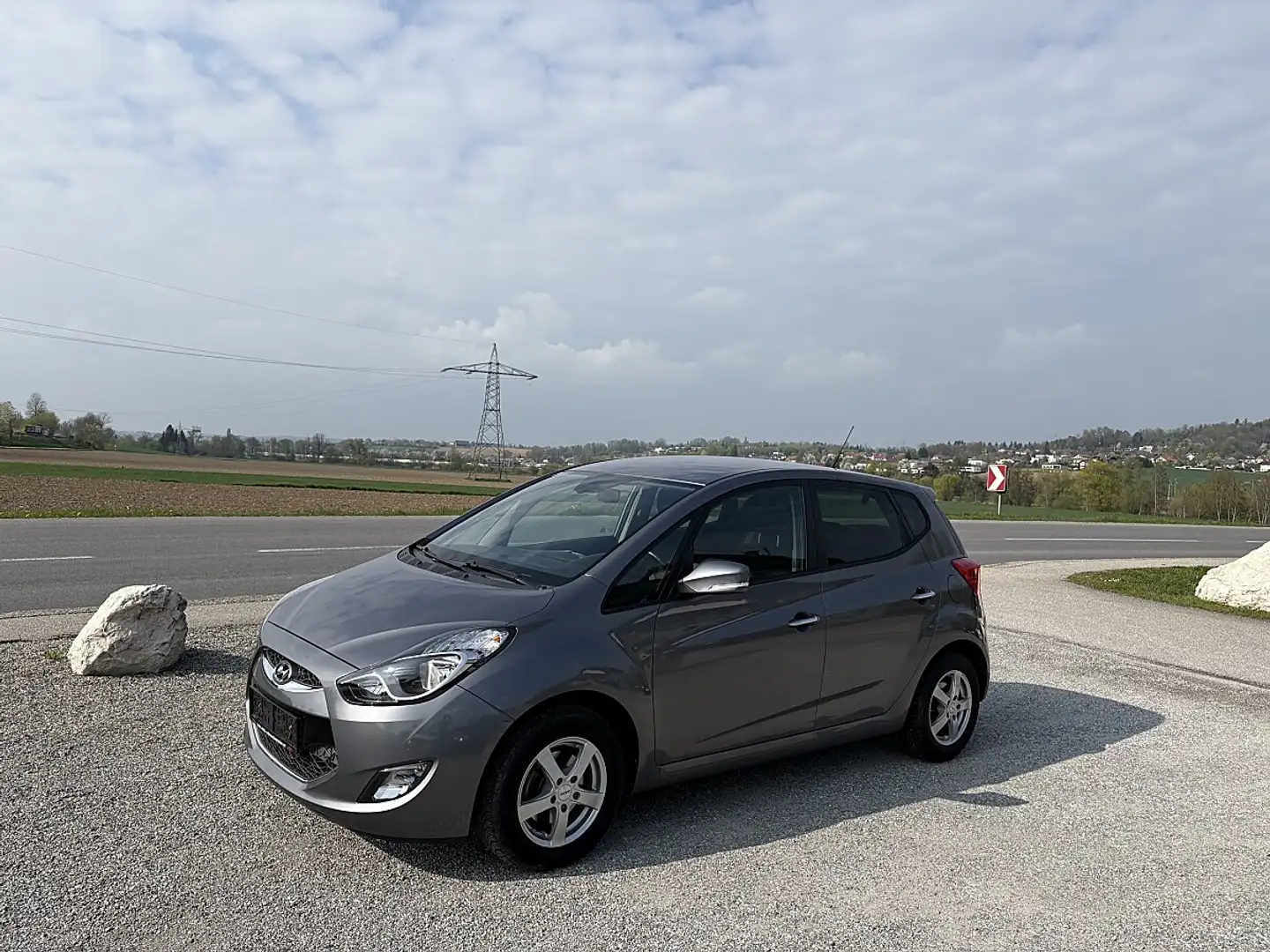 Hyundai iX20 1,4 CVVT Comfort Grau - 2