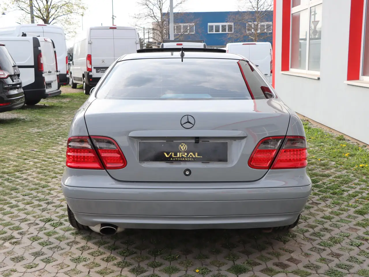 Mercedes-Benz CLK 320 Sport Aut. AMG | SCHIEBEDACH | TOP OPTIK |, foto 6