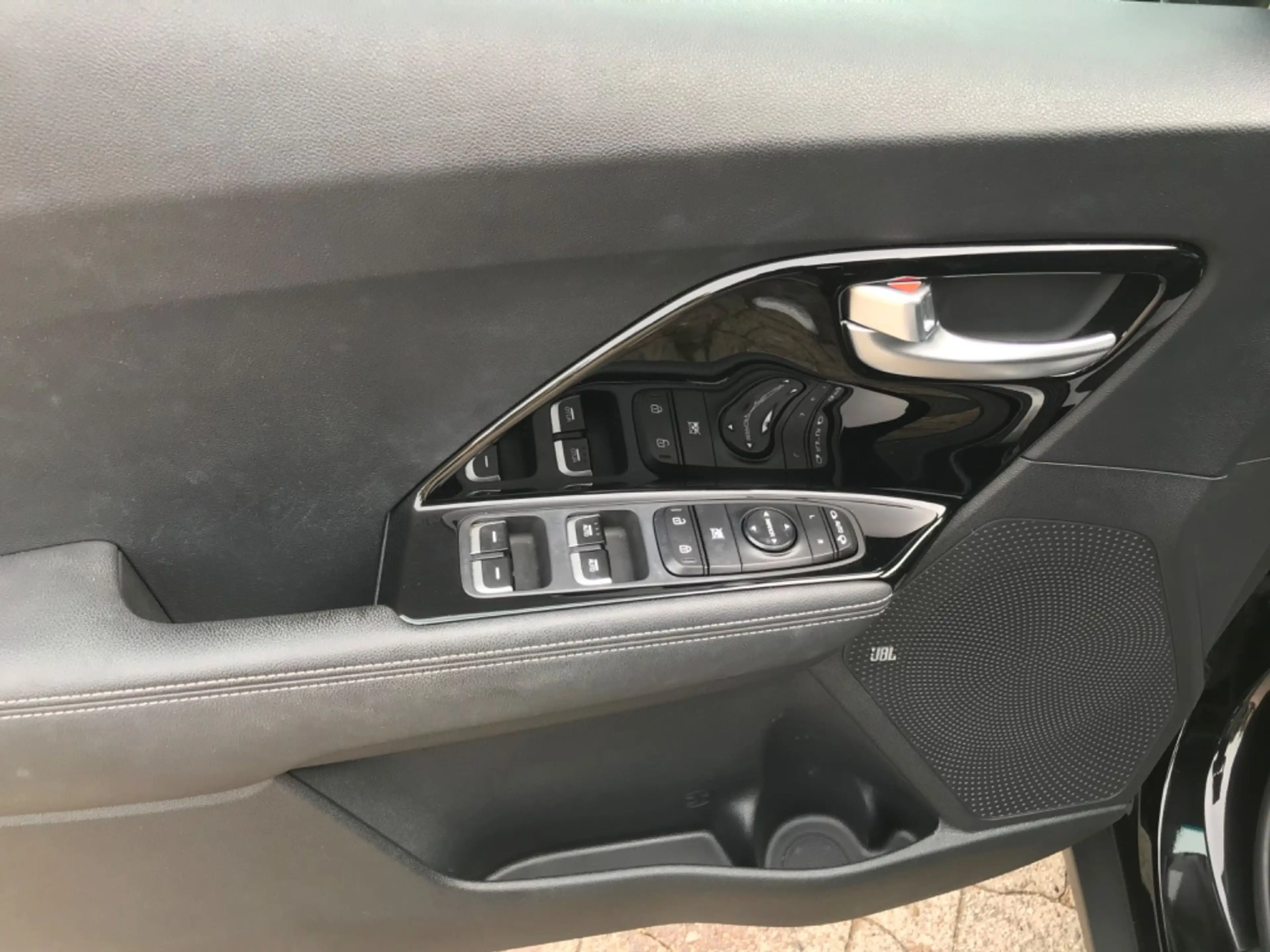 Kia Niro Spirit Plug-in Hybrid*Kamera*AHK*Sitzhz — photo 10