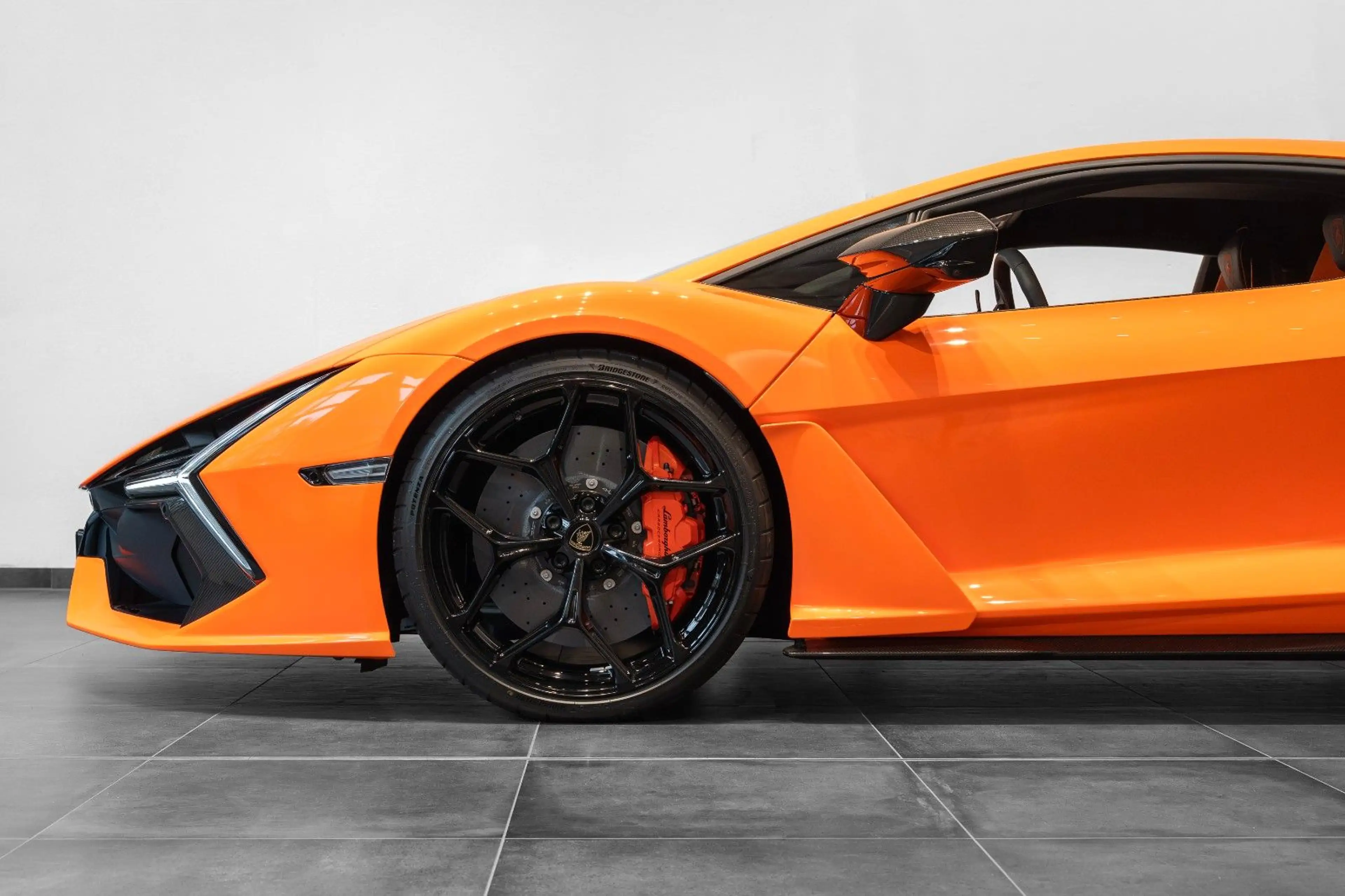 Lamborghini Revuelto Prod.26*Neu*BlankoCoc*19%*Full Carbon — photo 11