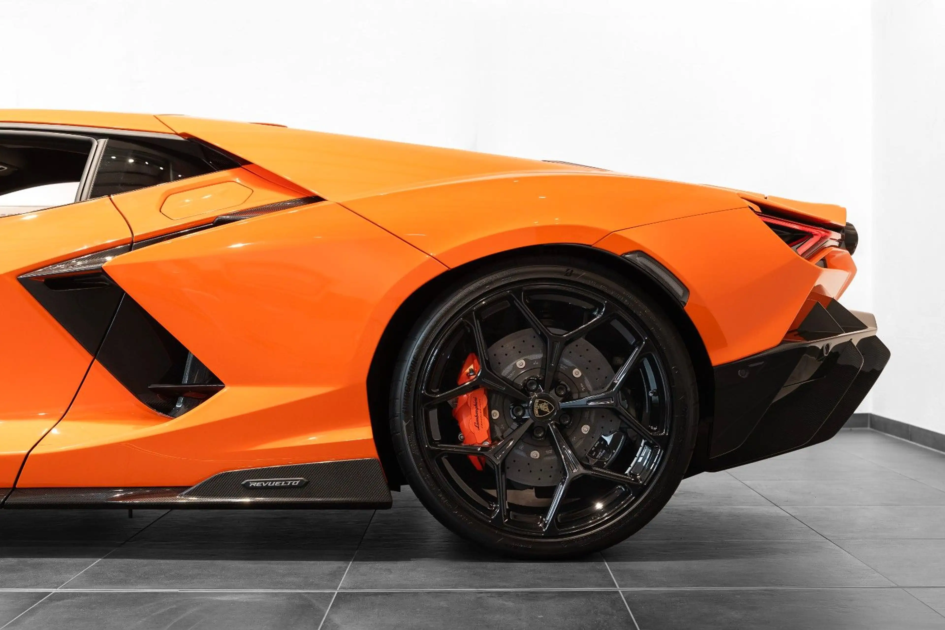 Lamborghini Revuelto Prod.26*Neu*BlankoCoc*19%*Full Carbon — photo 13