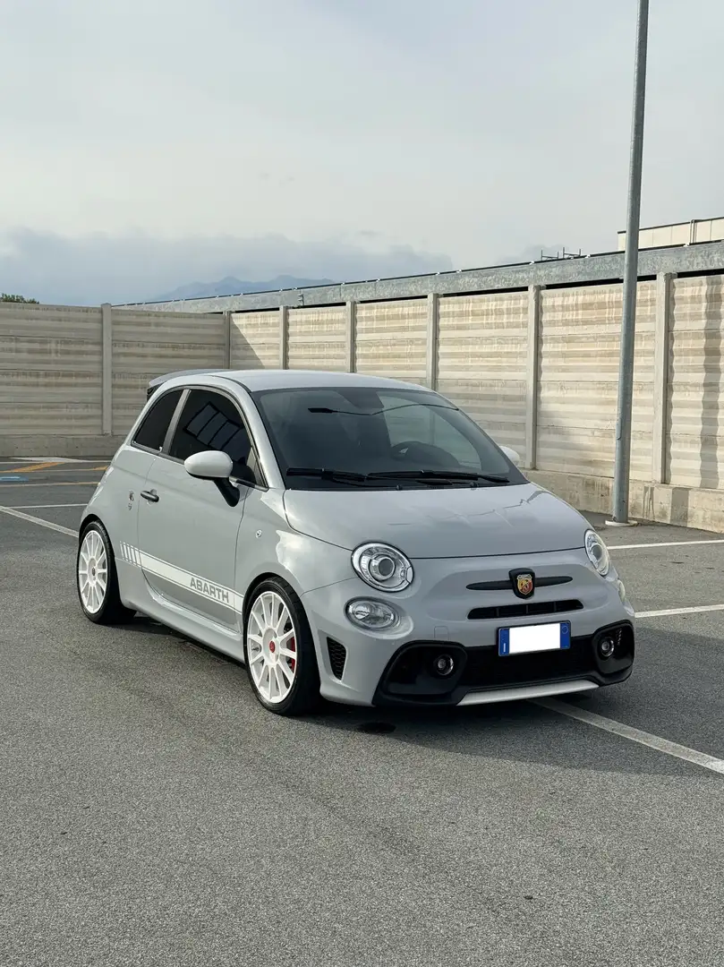 Abarth 695 1.4 t-jet esseesse 180cv - 1