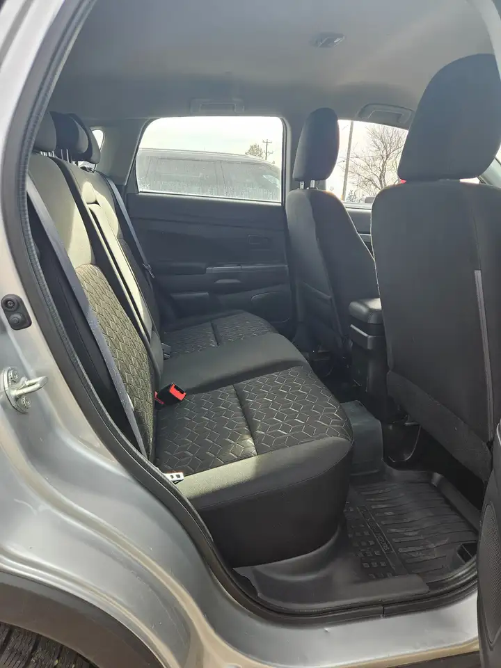 Mitsubishi Eclipse Cross снимка Mitsubishi Eclipse Cross