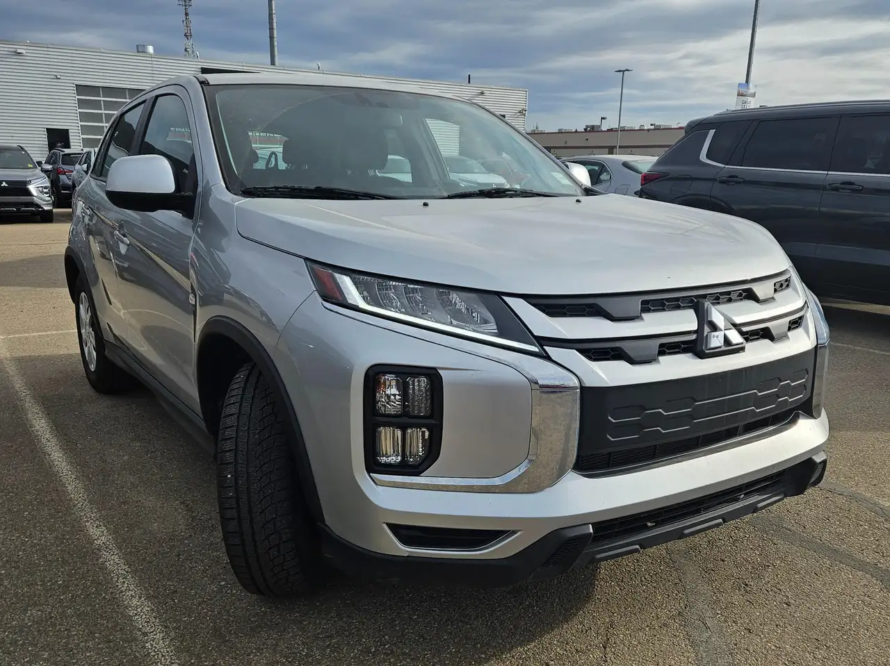 Mitsubishi Eclipse Cross снимка Mitsubishi Eclipse Cross