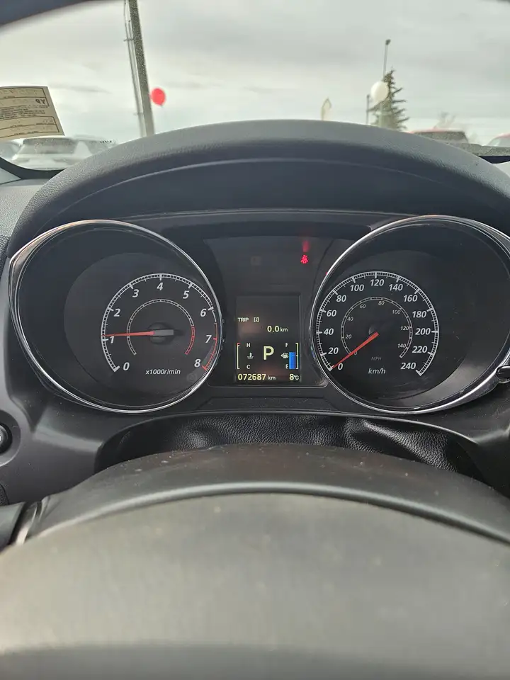 Mitsubishi Eclipse Cross снимка Mitsubishi Eclipse Cross
