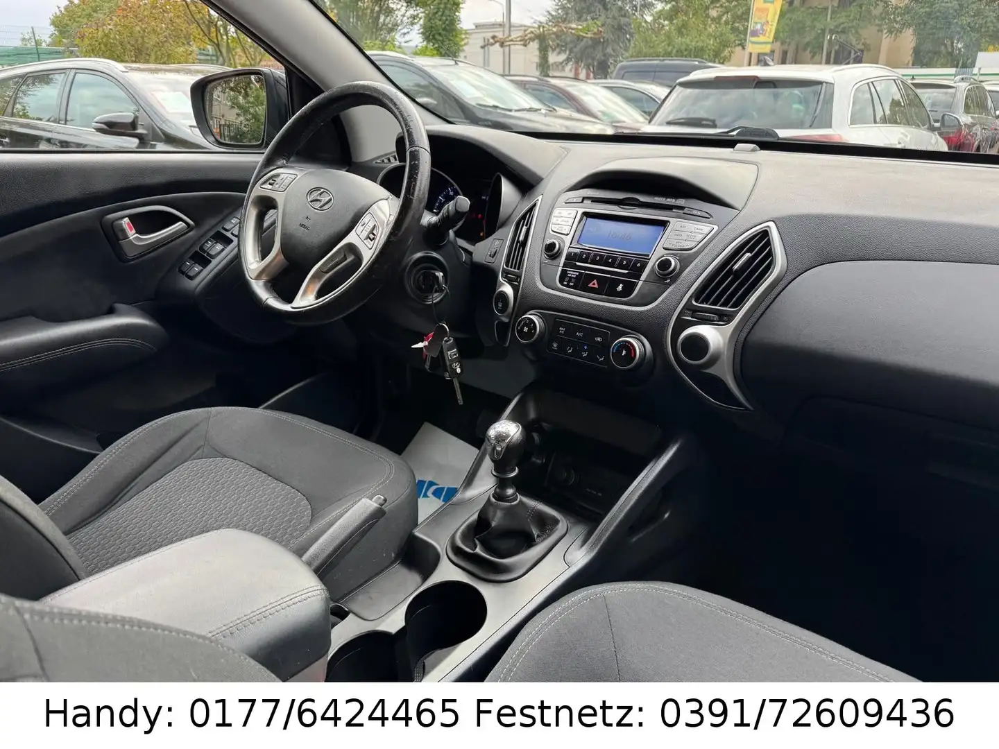 Hyundai iX35 1.6 GDI 2WD 1.HAND/KLIMA/4xel.FH/ALU Schwarz - 2
