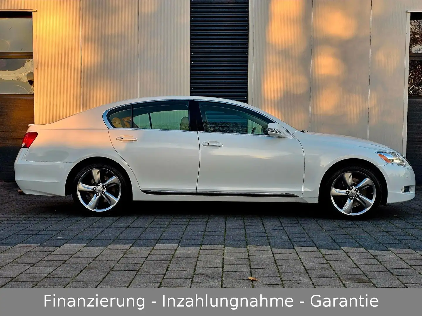 Lexus GS 300 Leder Xenon AHK aus 2. Hand im Topzustand Weiß - 2