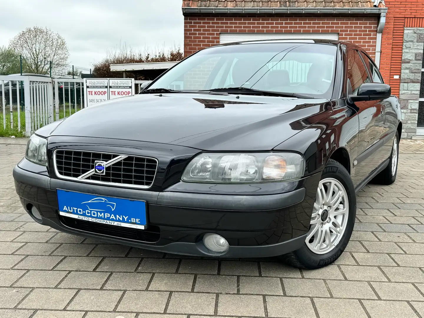 Volvo S60 2.4 Turbo - D Zwart - 2