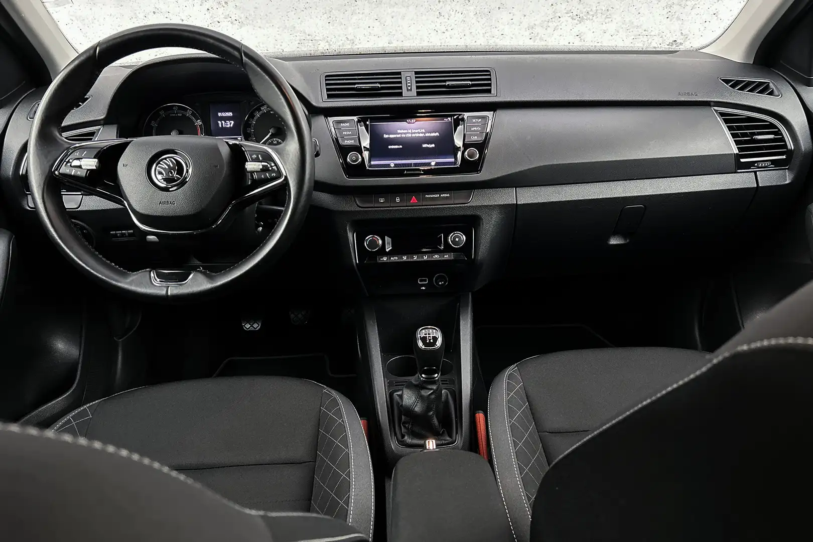 Skoda Fabia 1.0 TSI Ambition | Trekhaak | Apple Carplay | Park Azul - 2