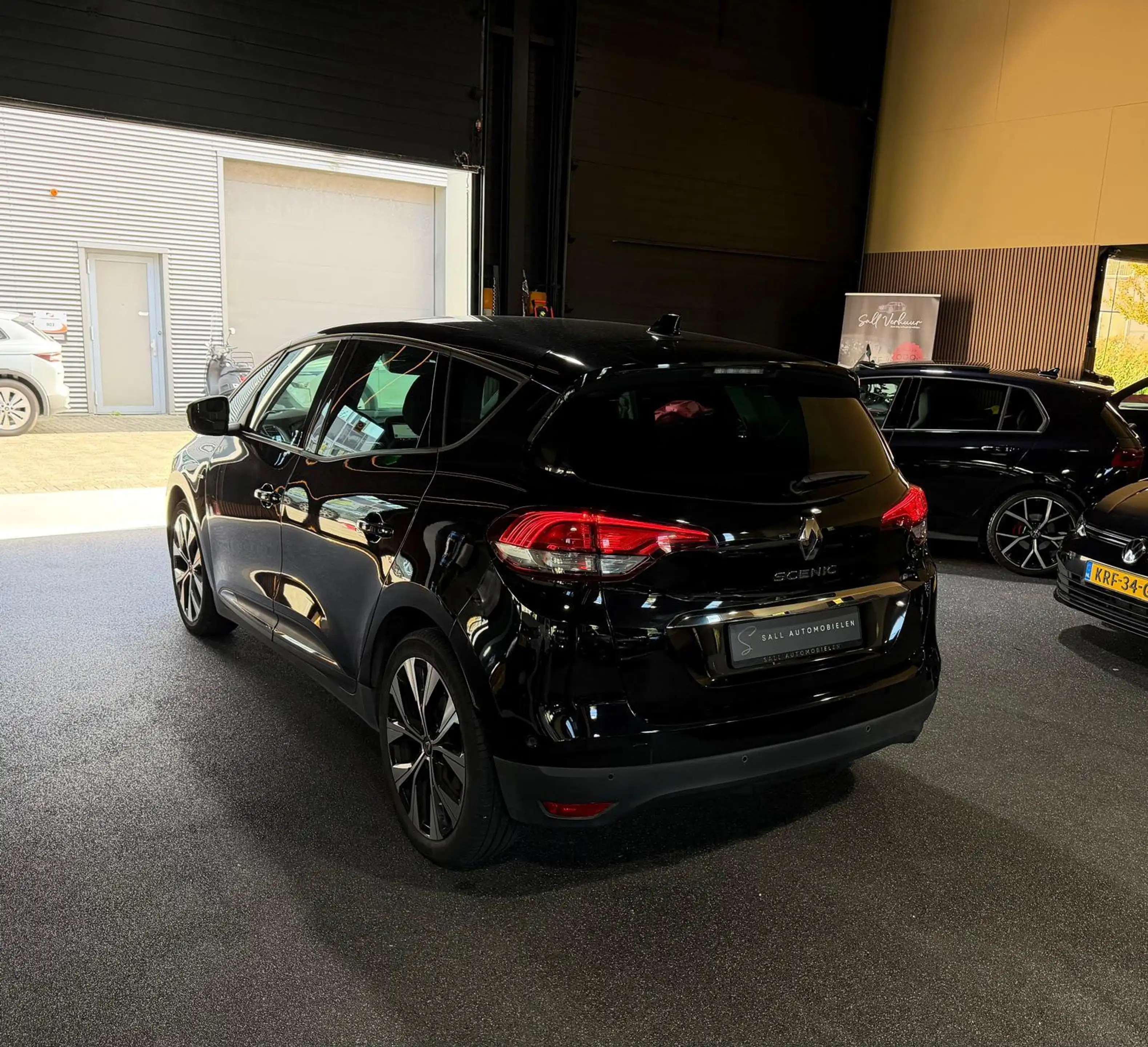Renault Scenic 1.3 TCe Limited — photo 5