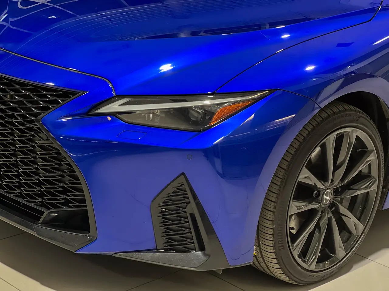 Lexus IS photo Lexus IS
