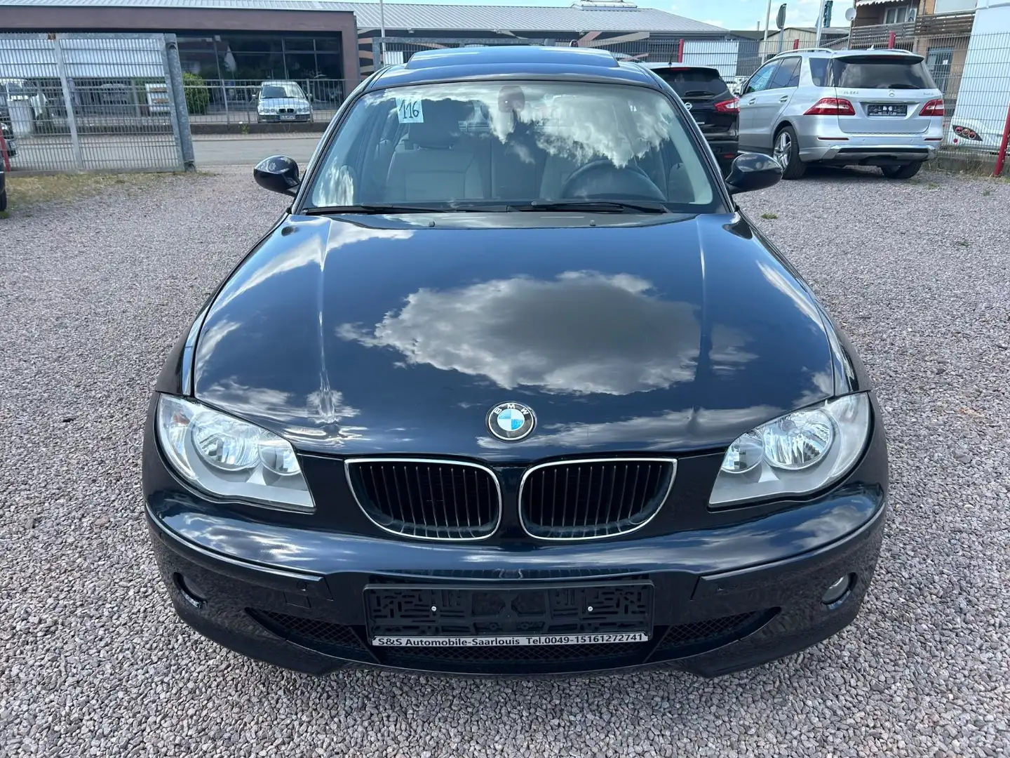 BMW 120 d Lim. *Automatik*Schiebedach*Vollleder* Bleu - 2