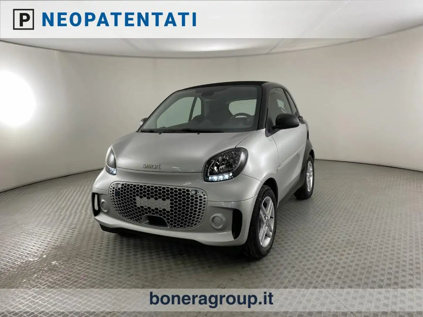 smart forTwo eq Pure 22kW Silber - 1