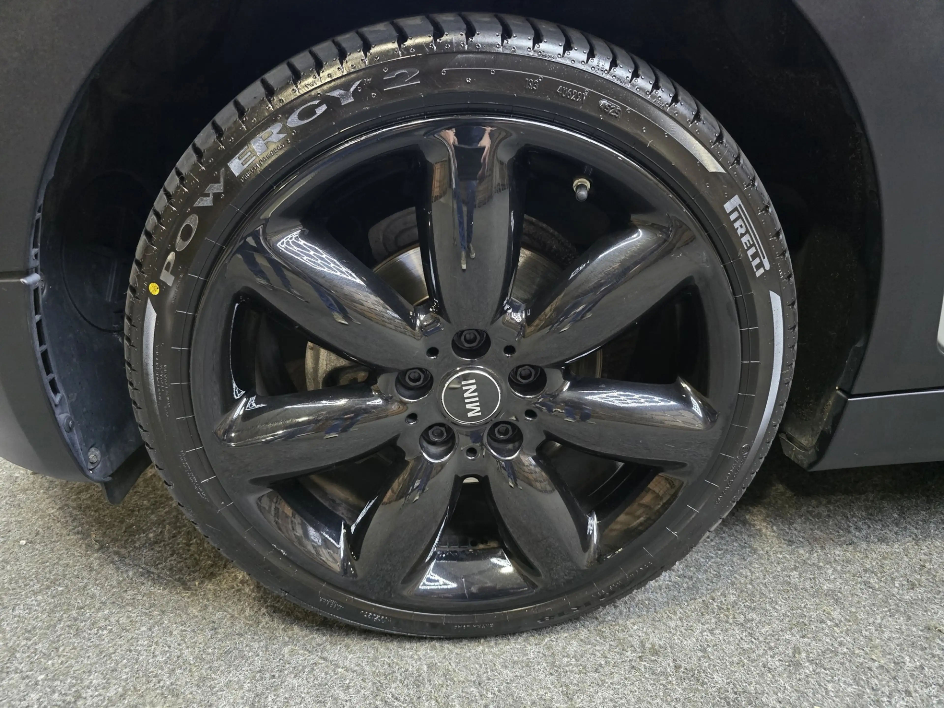 MINI One Clubman 1.5 Airconditioning Bluetooth Cruise 18"LM — photo 2