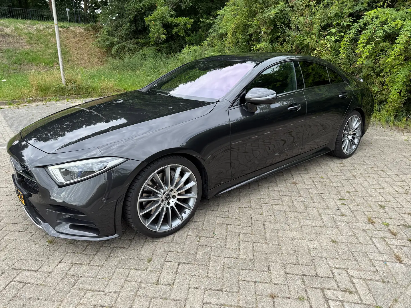 Mercedes-Benz CLS 300 CLS 300d AMG Gri - 2