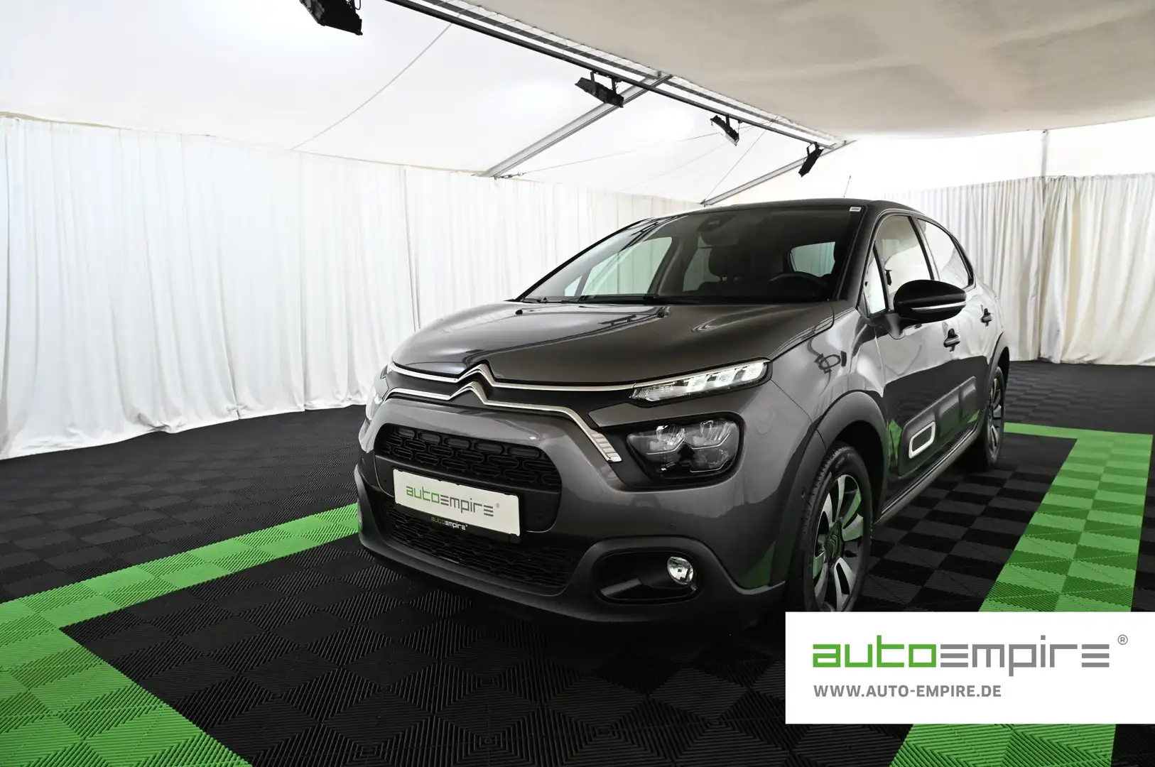 Citroen C3 1.2 PT 110 Shine LED/NAVI/T-WINKEL/KEYLESS/16 Grijs - 1