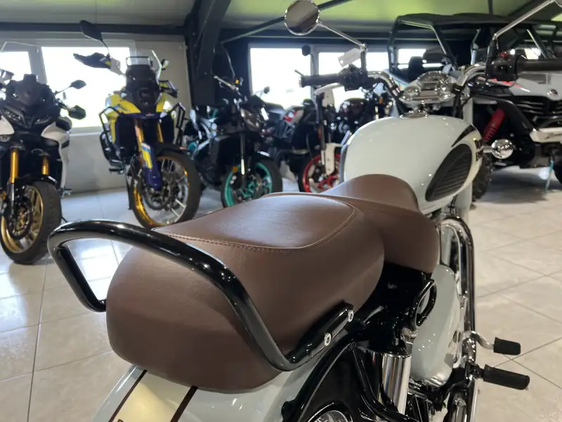 Royal Enfield Classic - foto 5