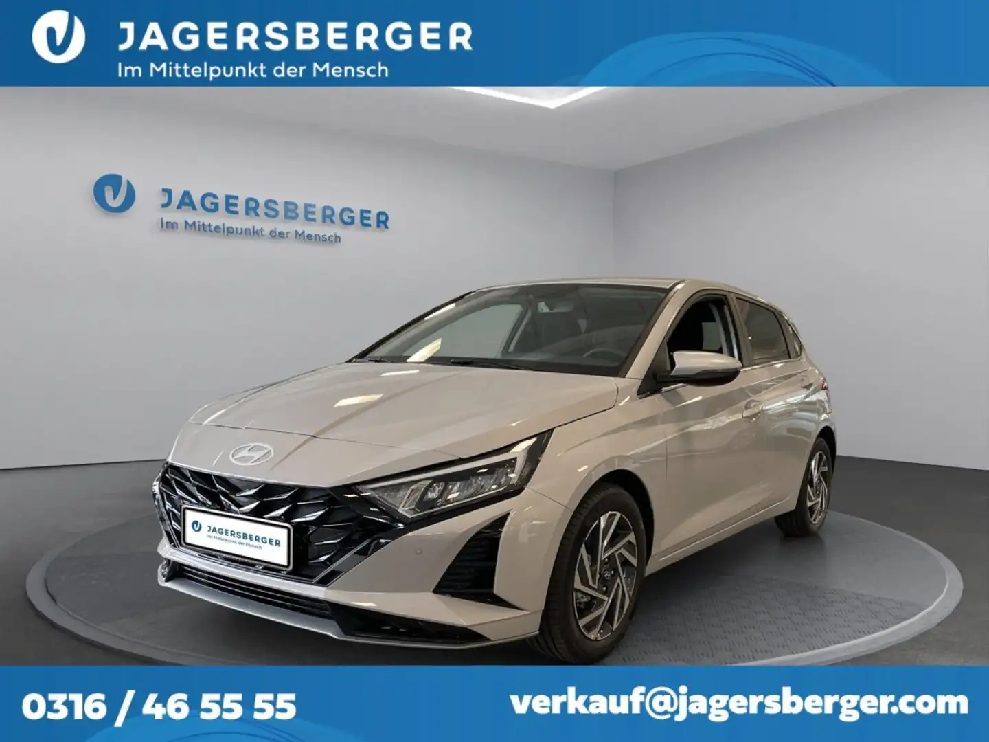 Hyundai i20 1,2 MPI GO PLUS Grau - 1
