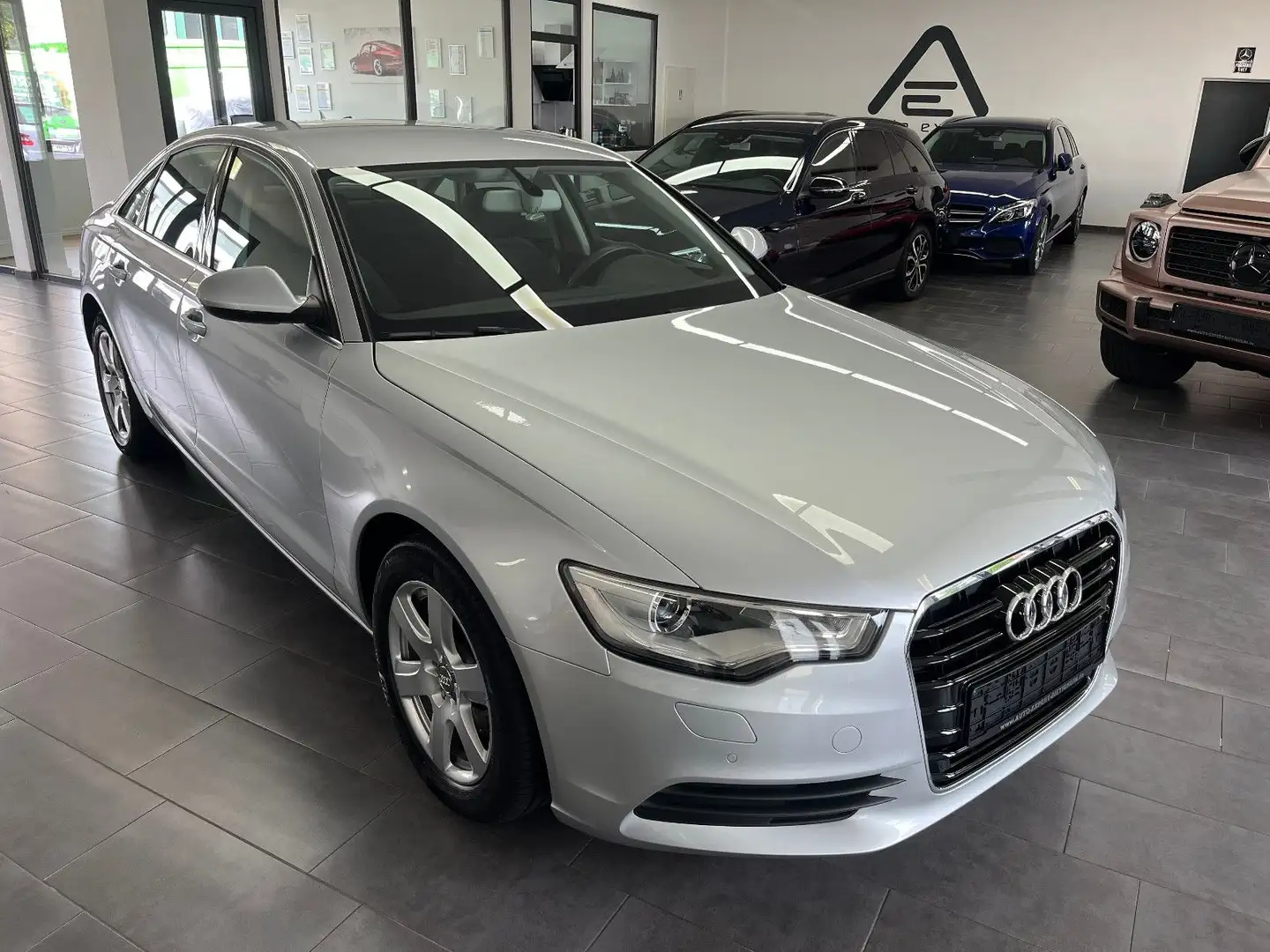 Audi A6 Lim. 2.0 TDI Navi/Bi-Xenon/2.Hand/Euro5 Silber - 1