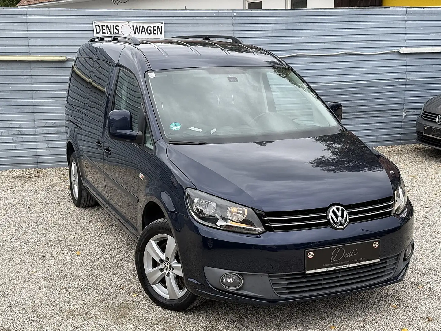 Volkswagen Caddy Kombi Maxi Comfortline 7 SITZER 1,6 TDI DPF DSG... Blau - 1