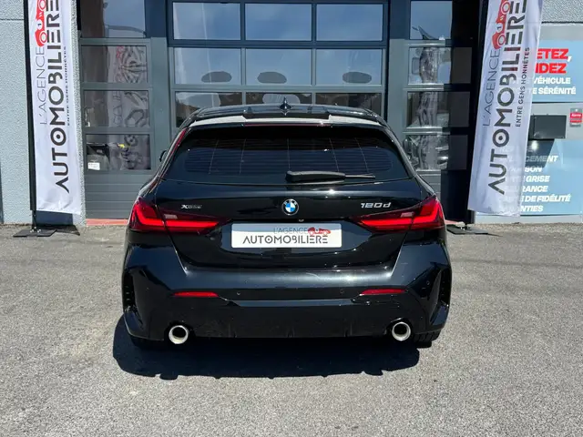 BMW 1 Series view 6