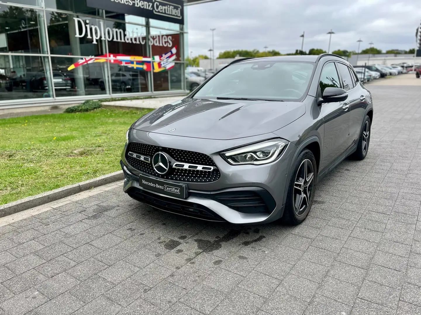 Mercedes-Benz GLA 200 GLA 200 d Business Solution Gris - 1