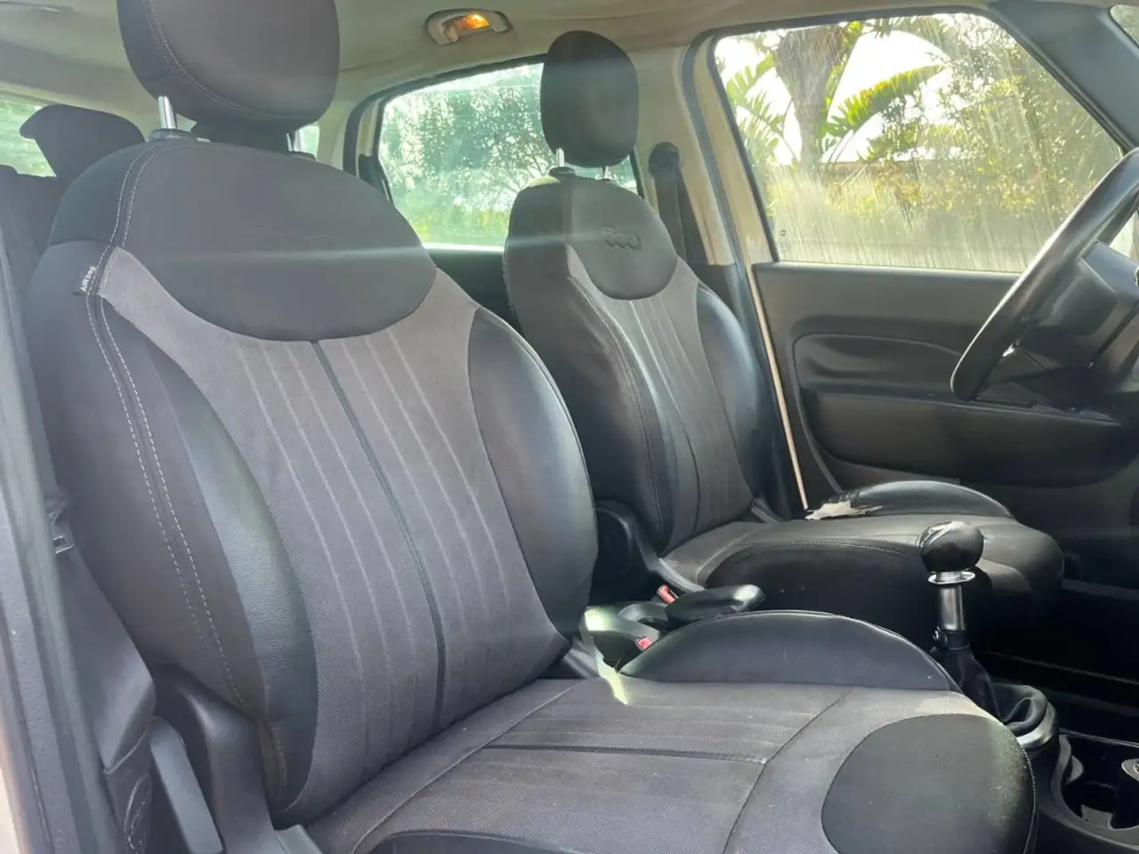 2015 Fiat 500L 1.6Mjt II S&S Lounge 120, photograph 8
