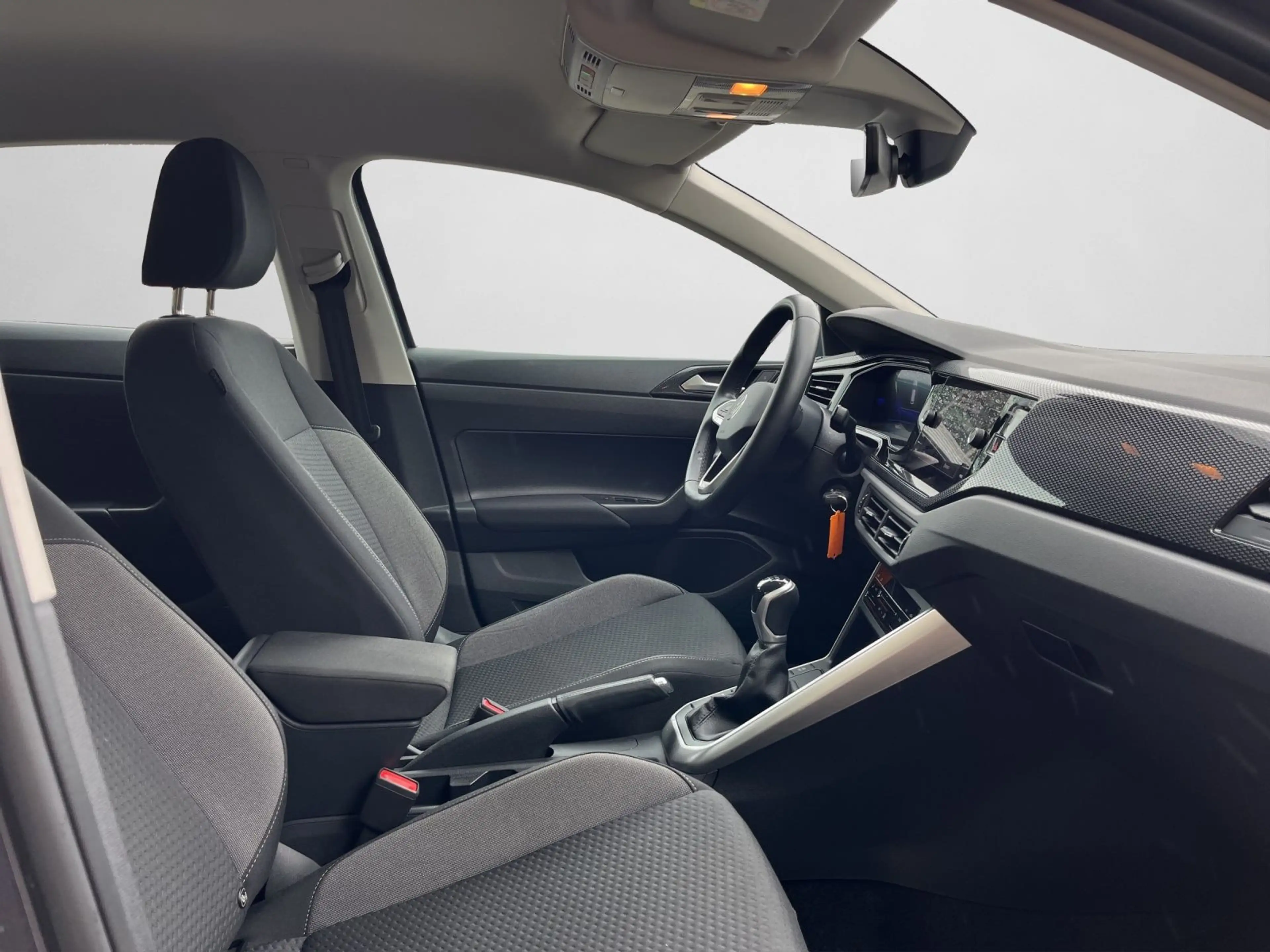Volkswagen Polo Life 1.0 TSI GJR*SHZ*RS*CARPLAY uvm... — photo 4