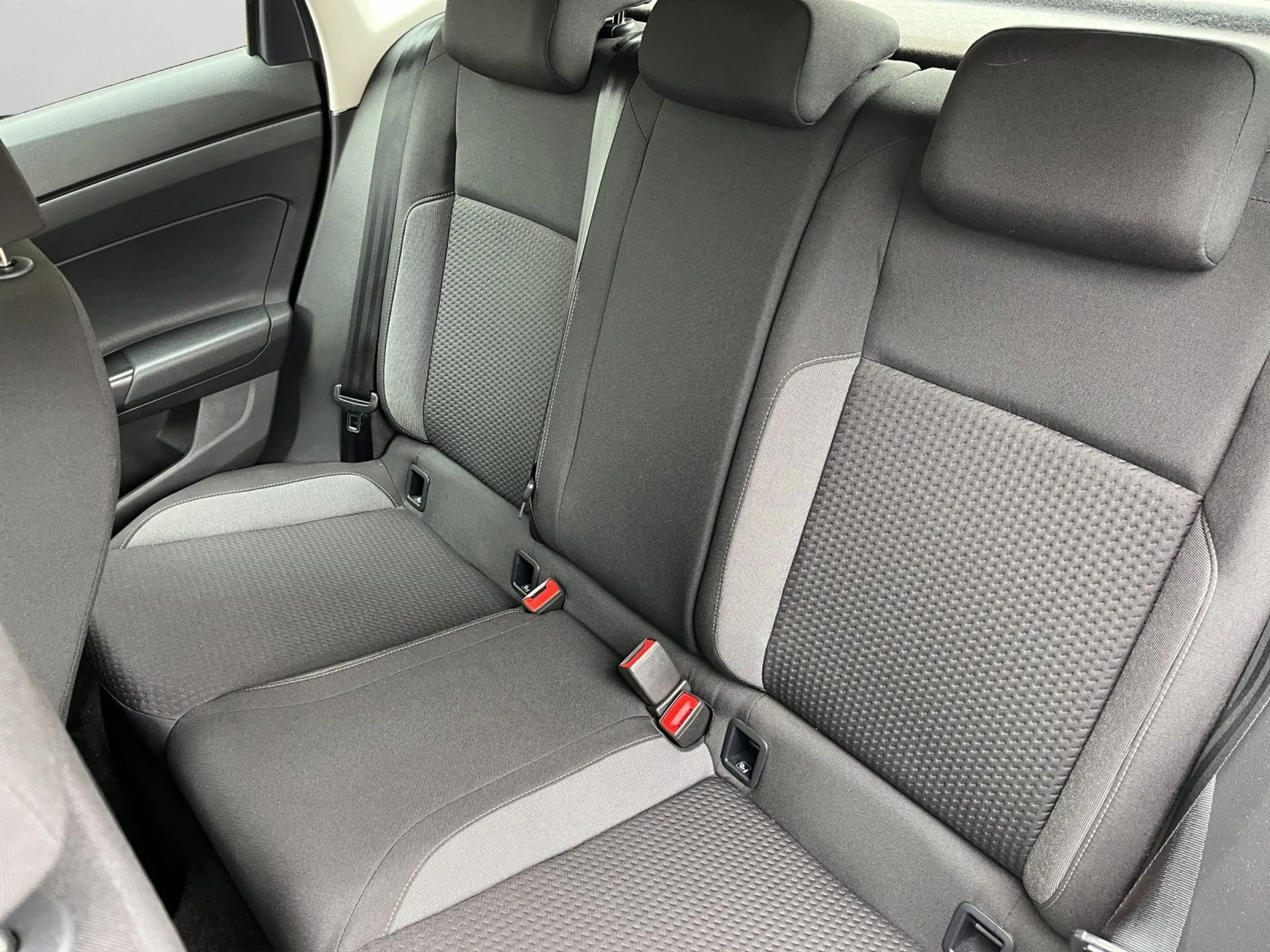 Volkswagen Polo Life 1.0 TSI GJR*SHZ*RS*CARPLAY uvm... — photo 14