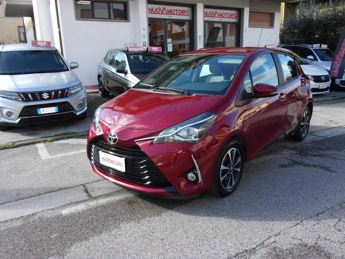 Toyota Yaris Yaris 5p 1.0 Active my18 come nuova !!! Rood - 1